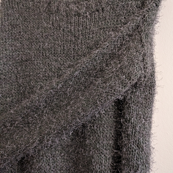 Knit Fuzzy Fashion Sweater - Picture 4 of 4